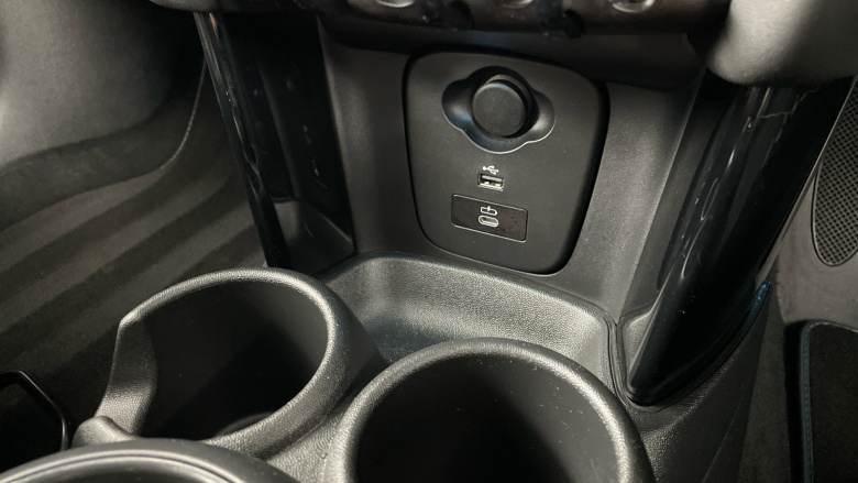 MINI Hatchback 1.5 Cooper Exclusive 5dr Auto Petrol Hatchback